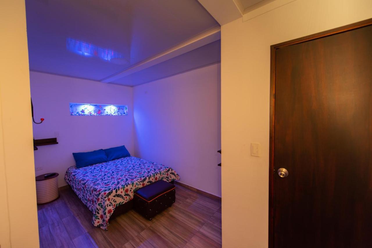 Apartamentos Turisticos El Conquistador Сан-Андрес Экстерьер фото