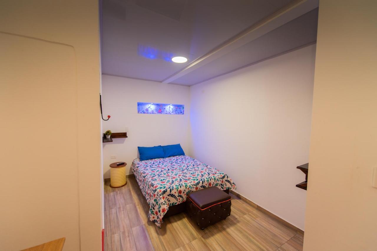 Apartamentos Turisticos El Conquistador Сан-Андрес Экстерьер фото