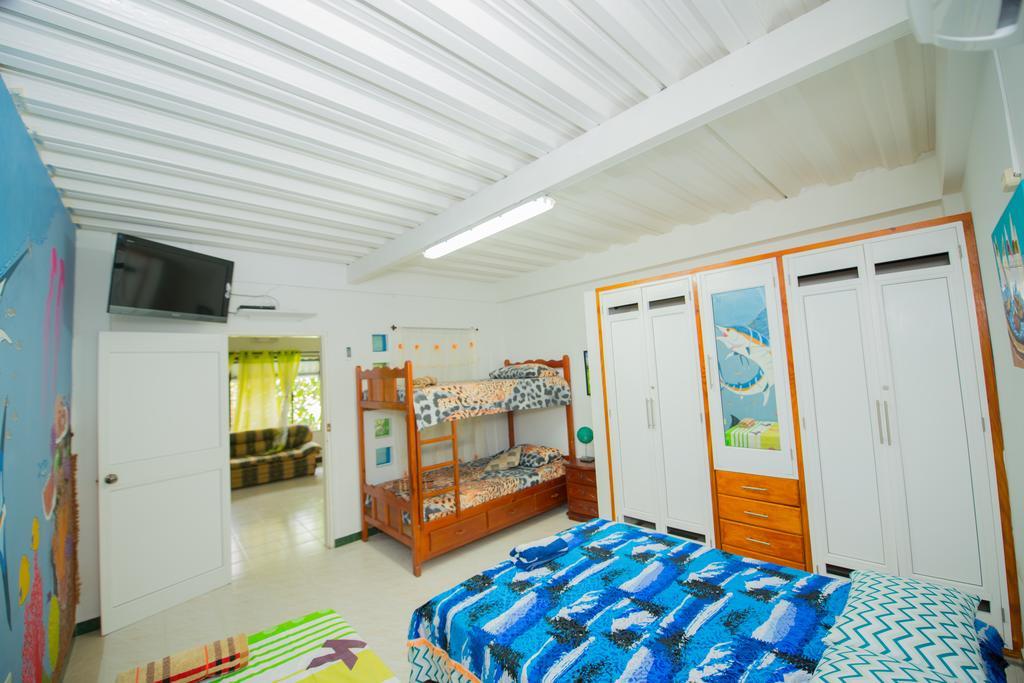 Apartamentos Turisticos El Conquistador Сан-Андрес Экстерьер фото